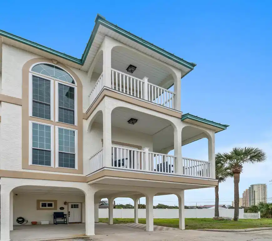 Image 1: 17878 Front Beach Rd Unit A1-large-051-0