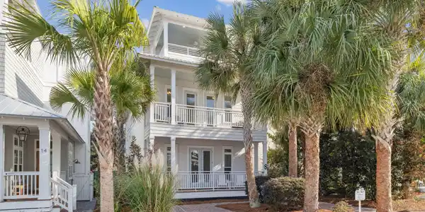 8 Barefoot Lane
