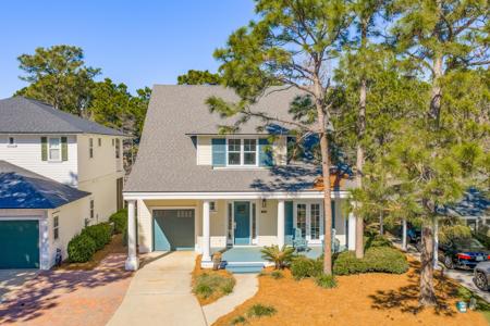 1303 Laurel Way