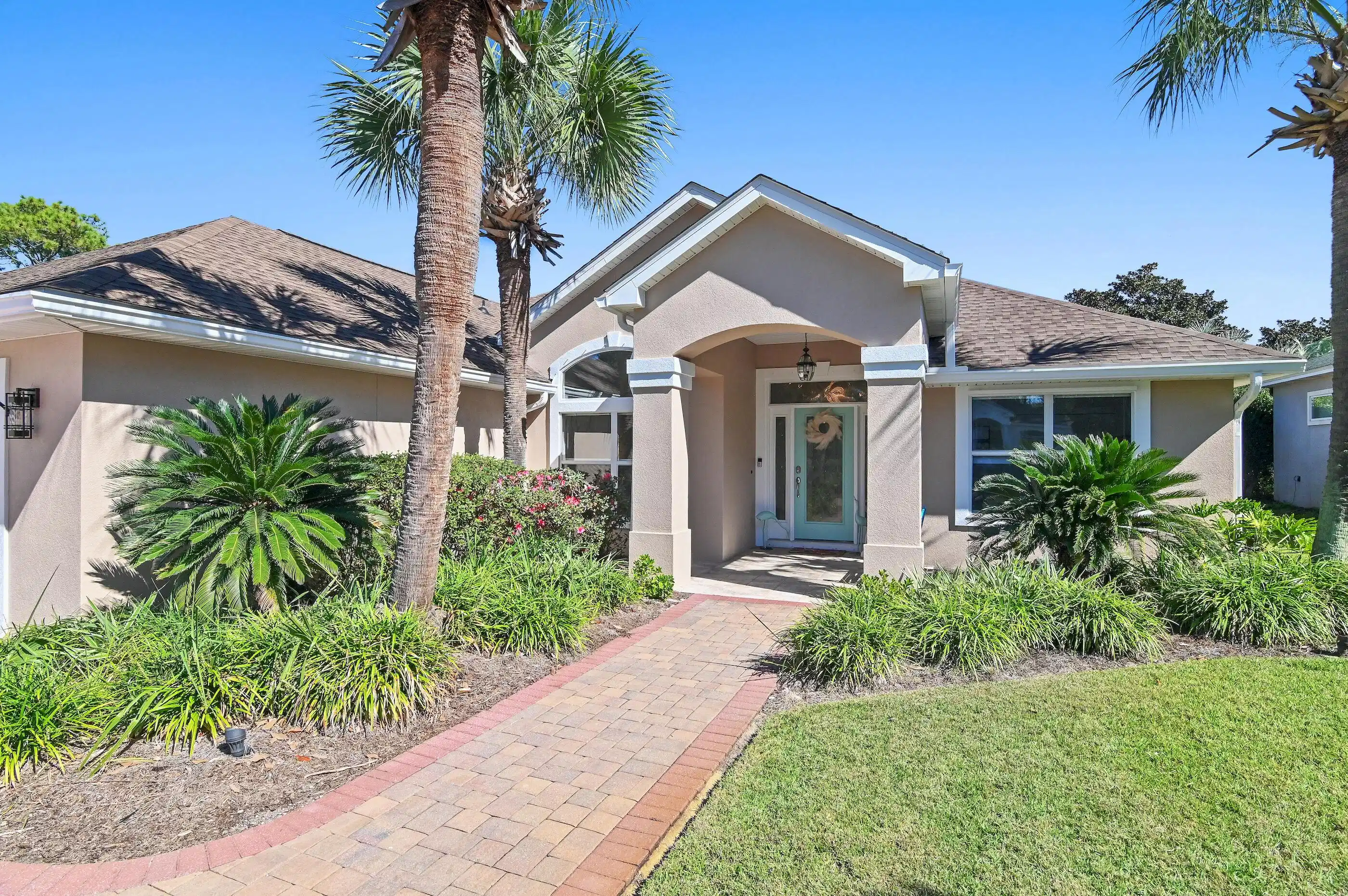 Image 1: 285 Tequesta