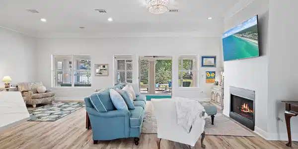 Image 2: web_285 Tequesta Drive _21