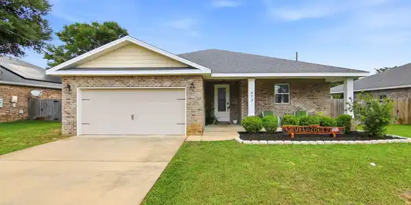 473 Sara Avenue