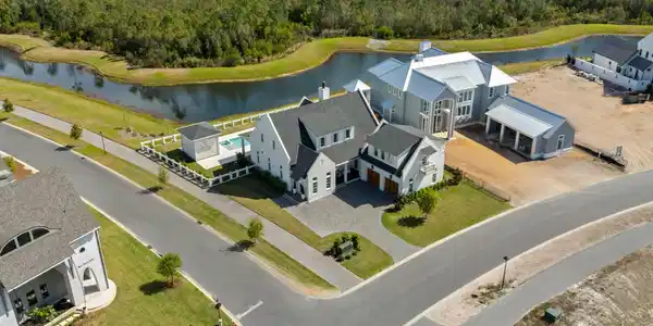 Image 4: Aerial View