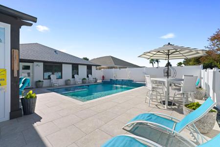 237 Sandy Cay Drive