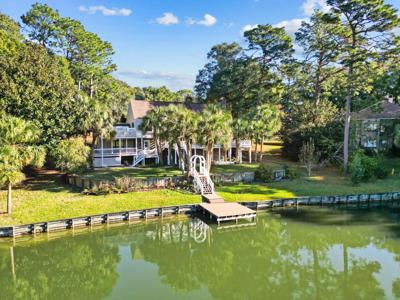 850 Lake Amick Drive