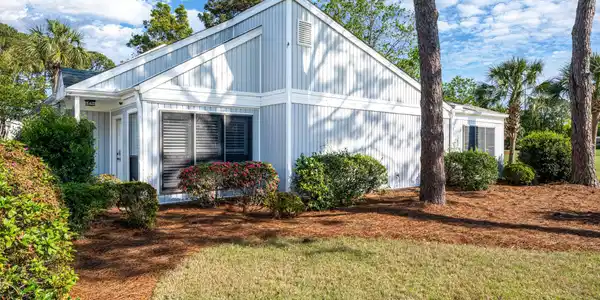 752 Sandpiper Drive