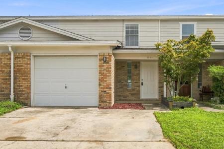 1855 Whispering Oaks Lane