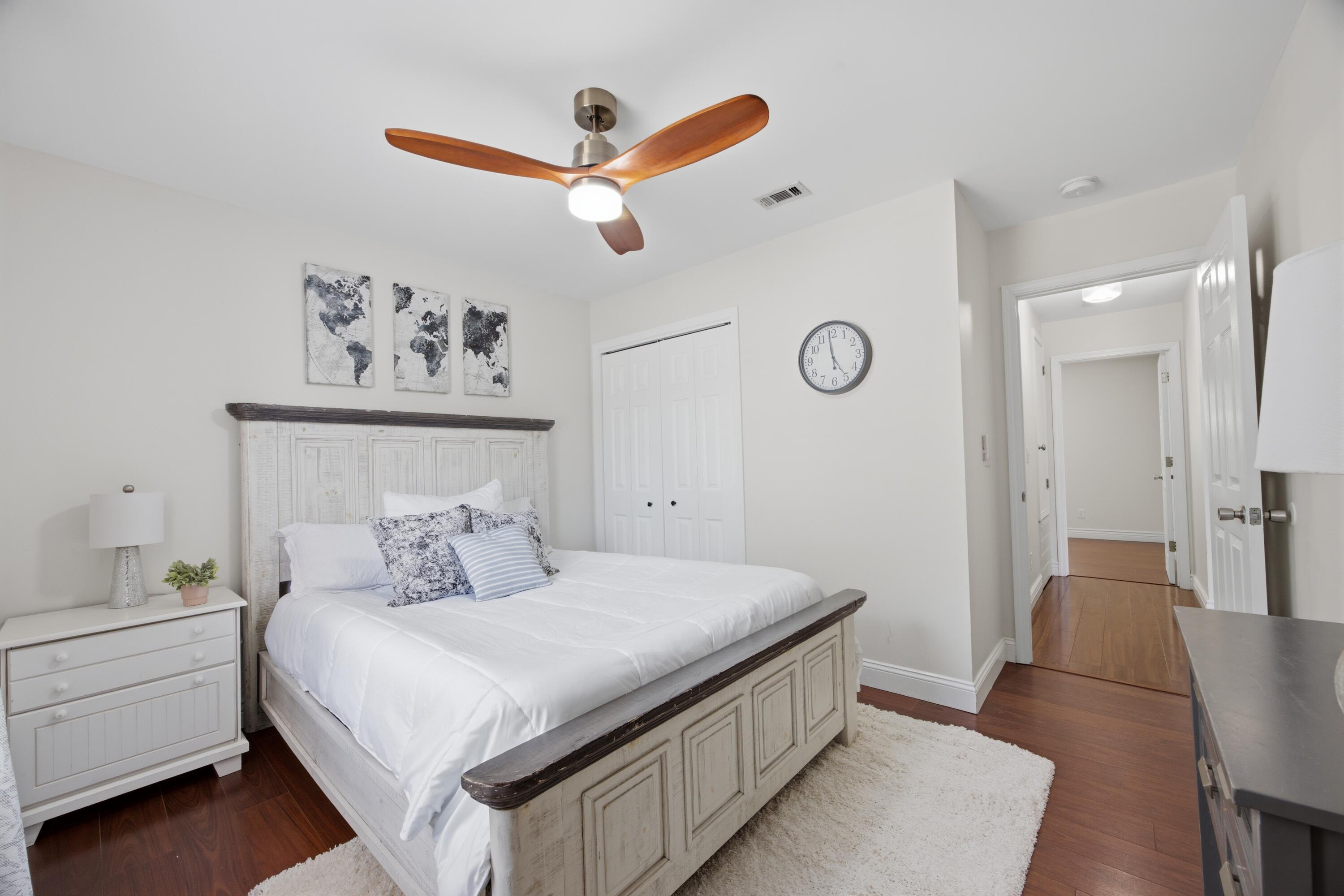 Image 4: Bedroom 2