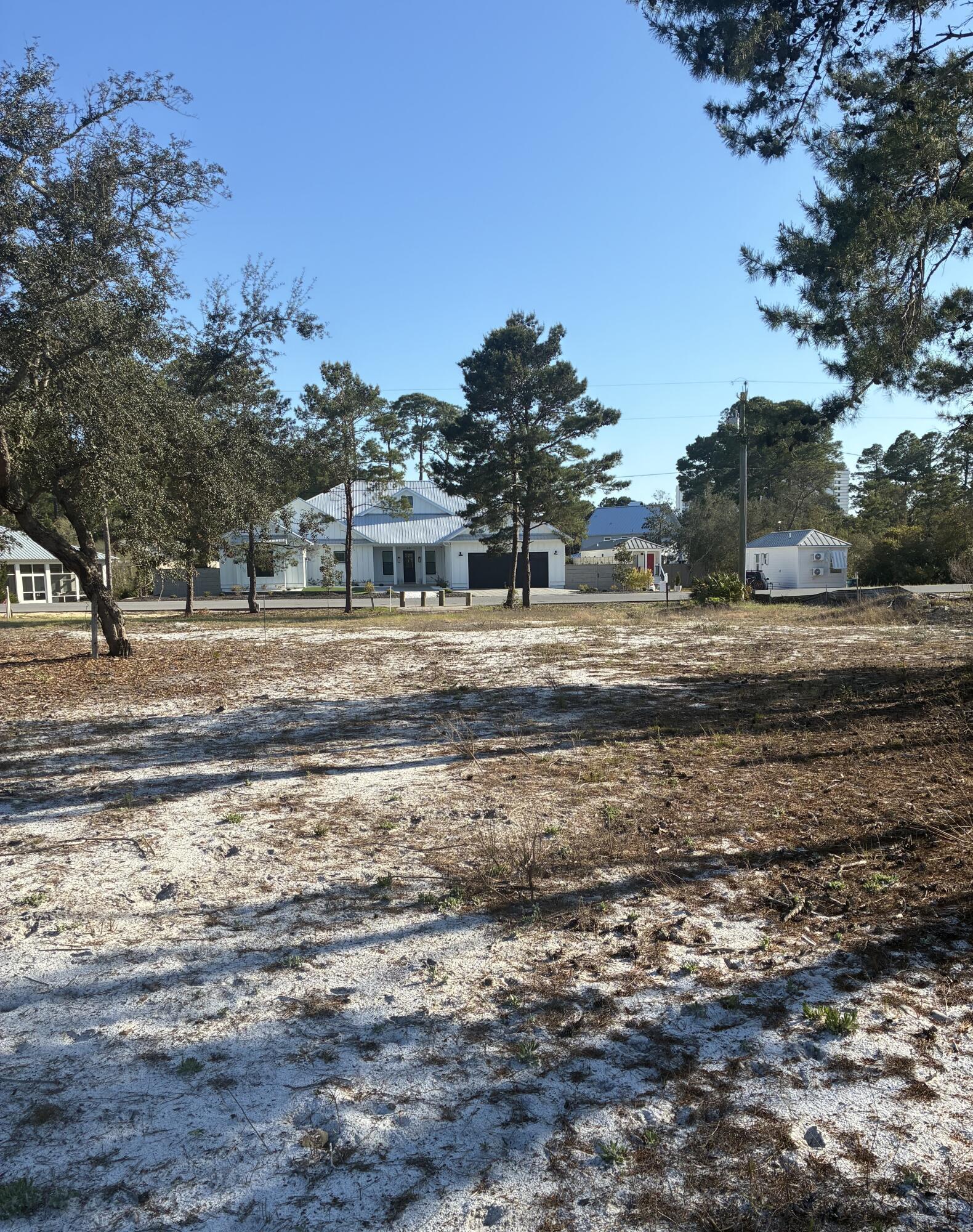 Image 3: 2-sunday_parcel_a_street_view_from_rear