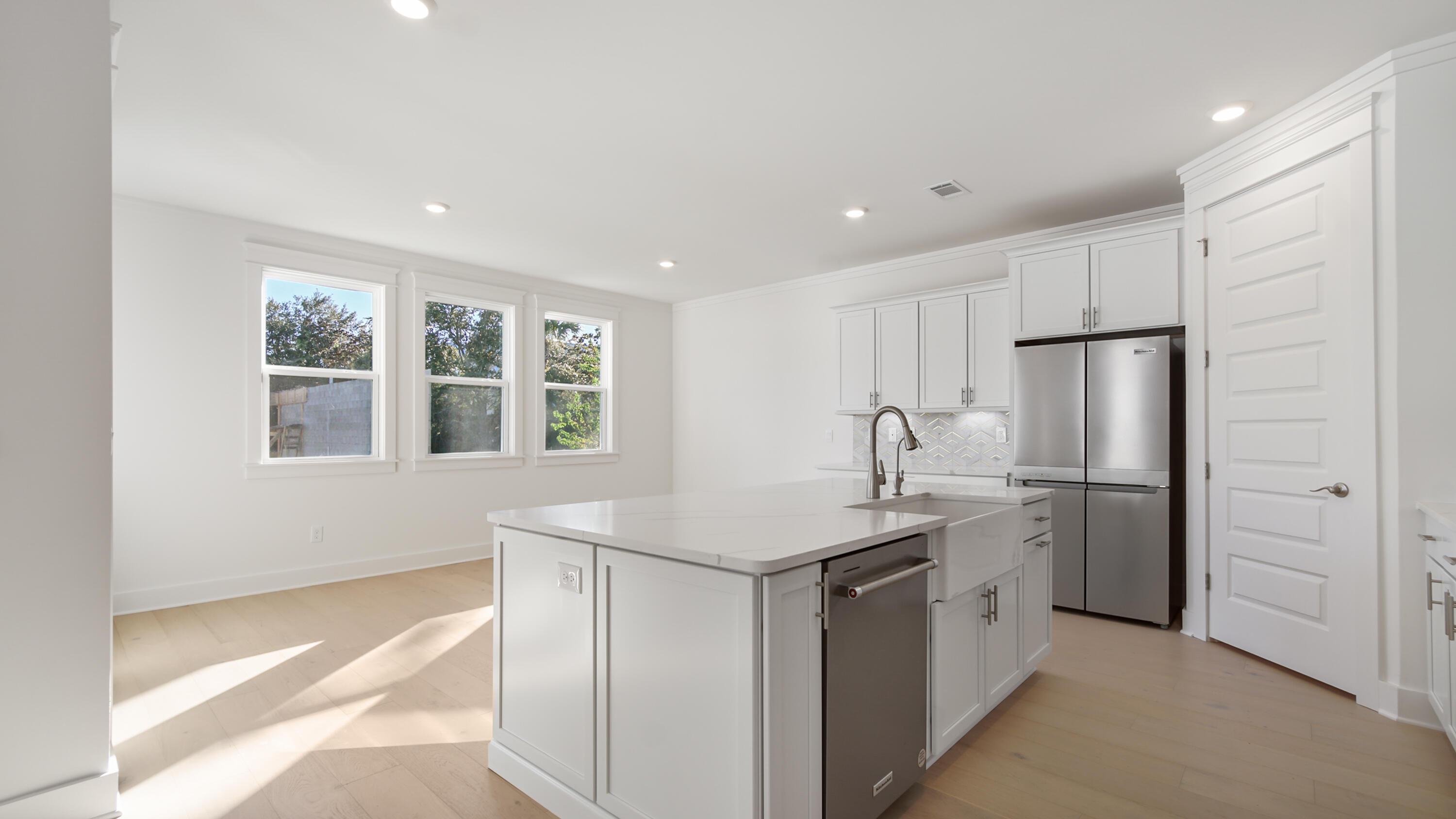 Image 3: 25_Ashwood_Findley_04_Kitchen