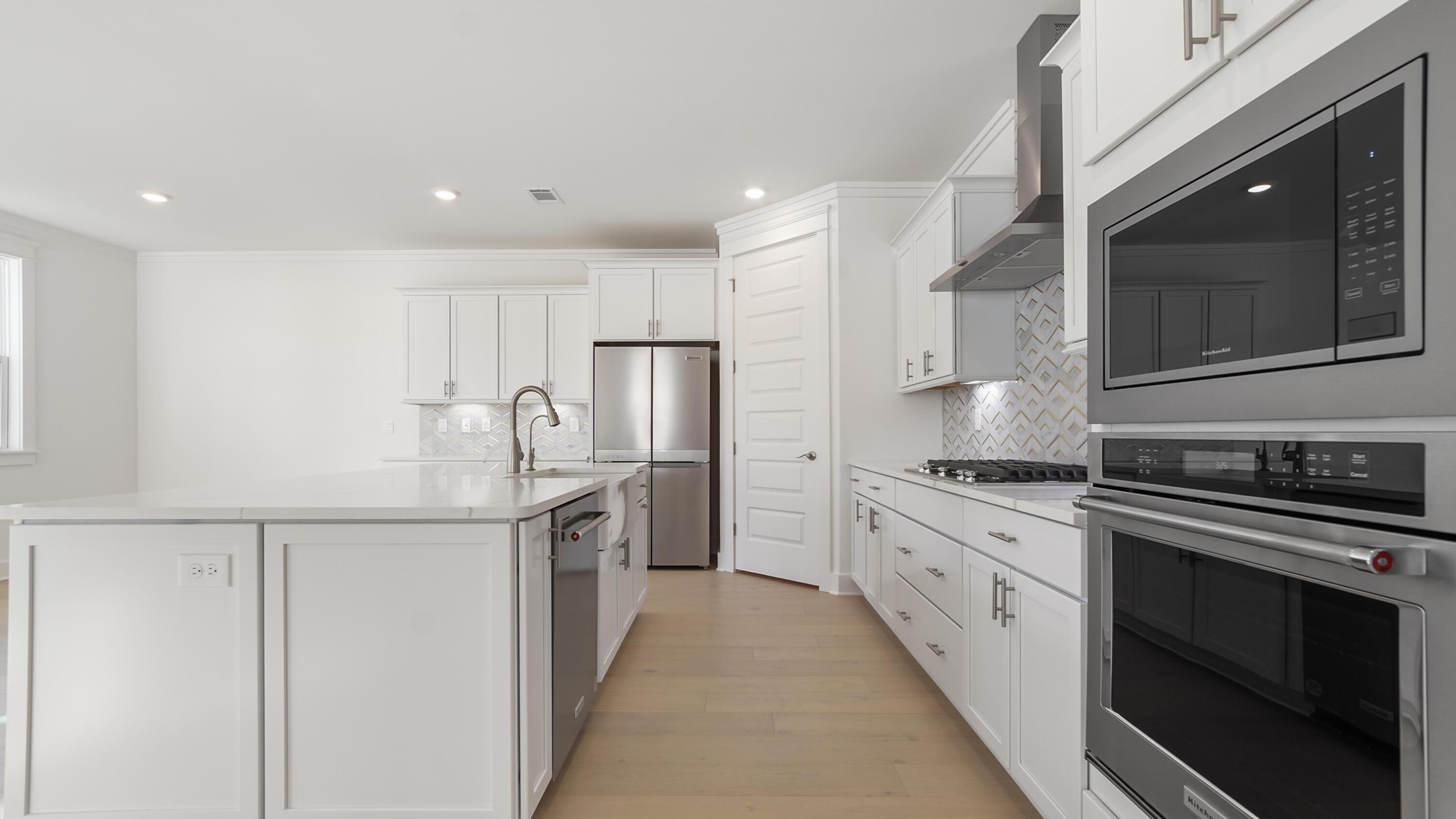 Image 4: 25_Ashwood_Findley_05_Kitchen