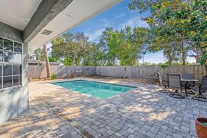 111 S Vestavia Street