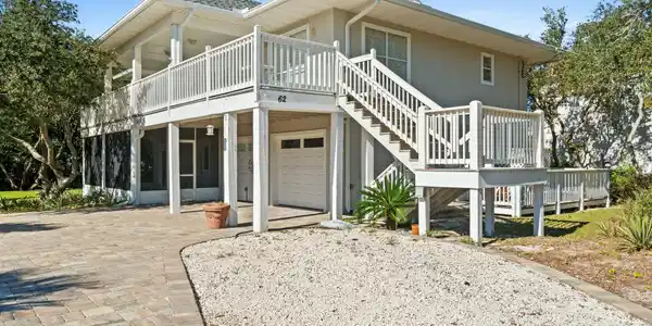 62 Overlook Circle