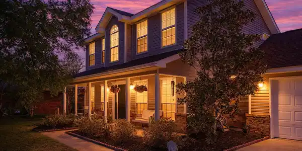 2204 Creekwood Court