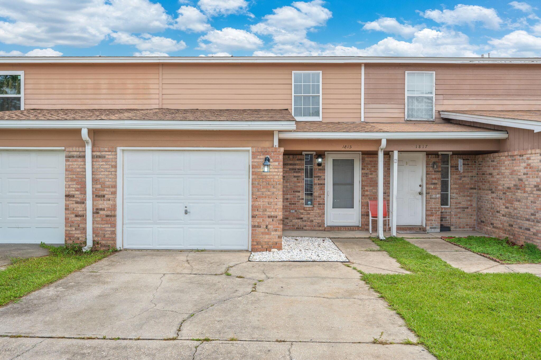 Image 1: 2-web-or-mls-1815-whispering-oaks-ln