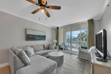1110 Santa Rosa Boulevard