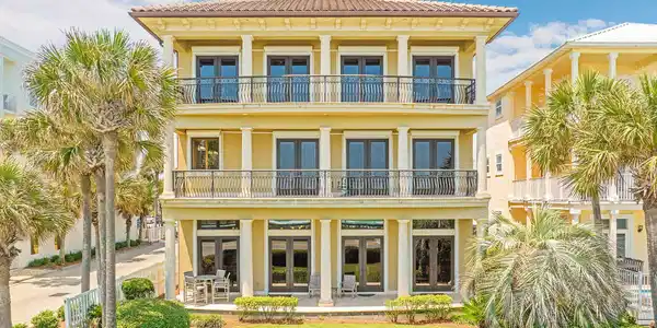 17 Saint Martin Circle