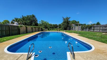 32 Lakeview Drive