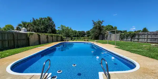 32 Lakeview Drive