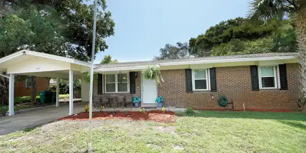 127 Pryor Drive
