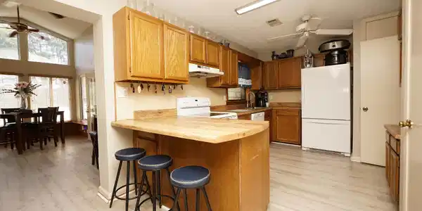 Image 4: 127PryorNookKitchen2