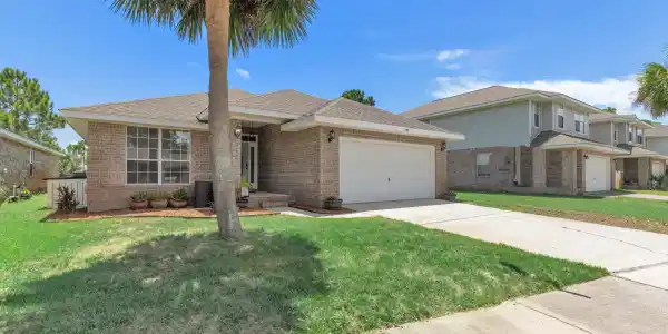 728 Saltair Lane