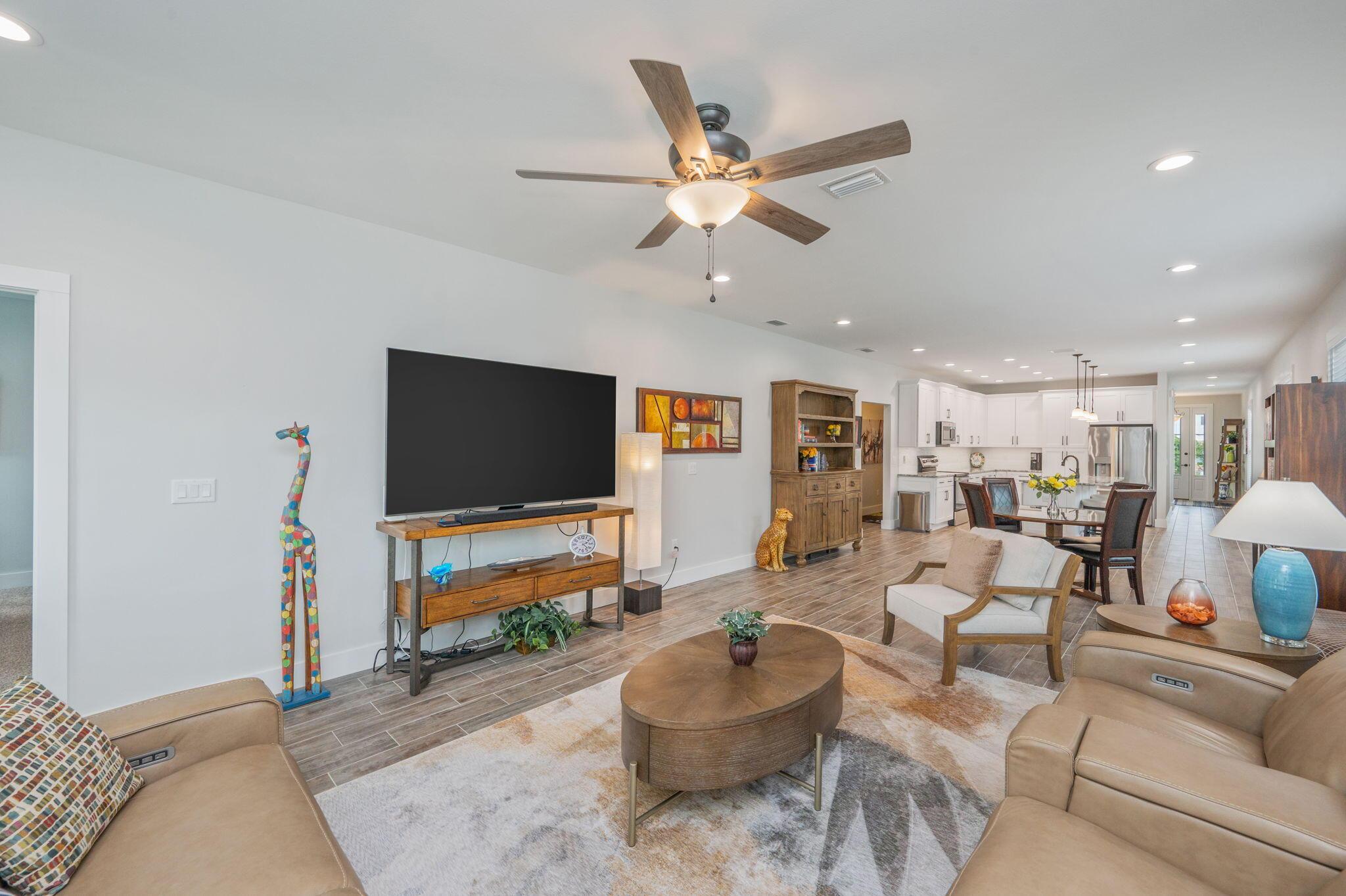 Image 4: 30-web-or-mls-936-harrelson-dr