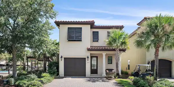 1927 Boardwalk Drive