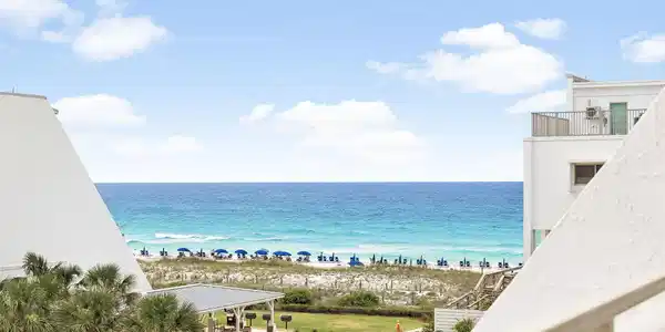 Image 2: Array_520GulfShoreDr317-53