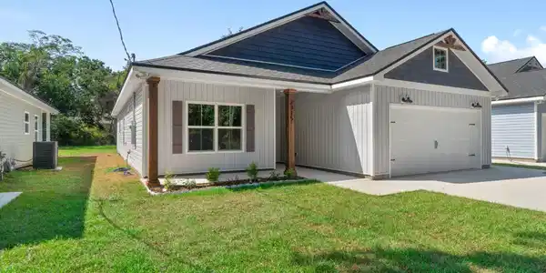 1174 Bronson Road