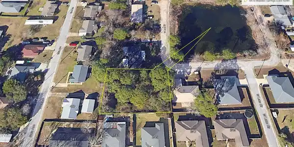 6 Lake Circle