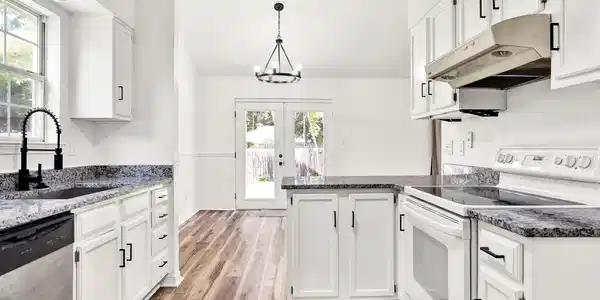 1022 Quail Hollow Drive