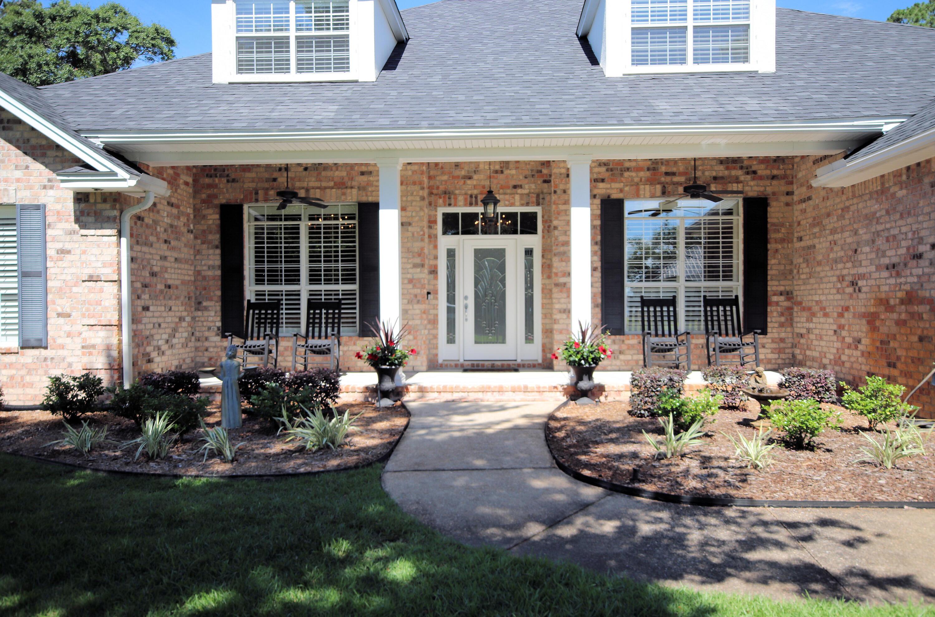 Image 3: 117BahiaVistaBackFrt99Porch411