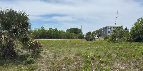 Lot 7 Florida