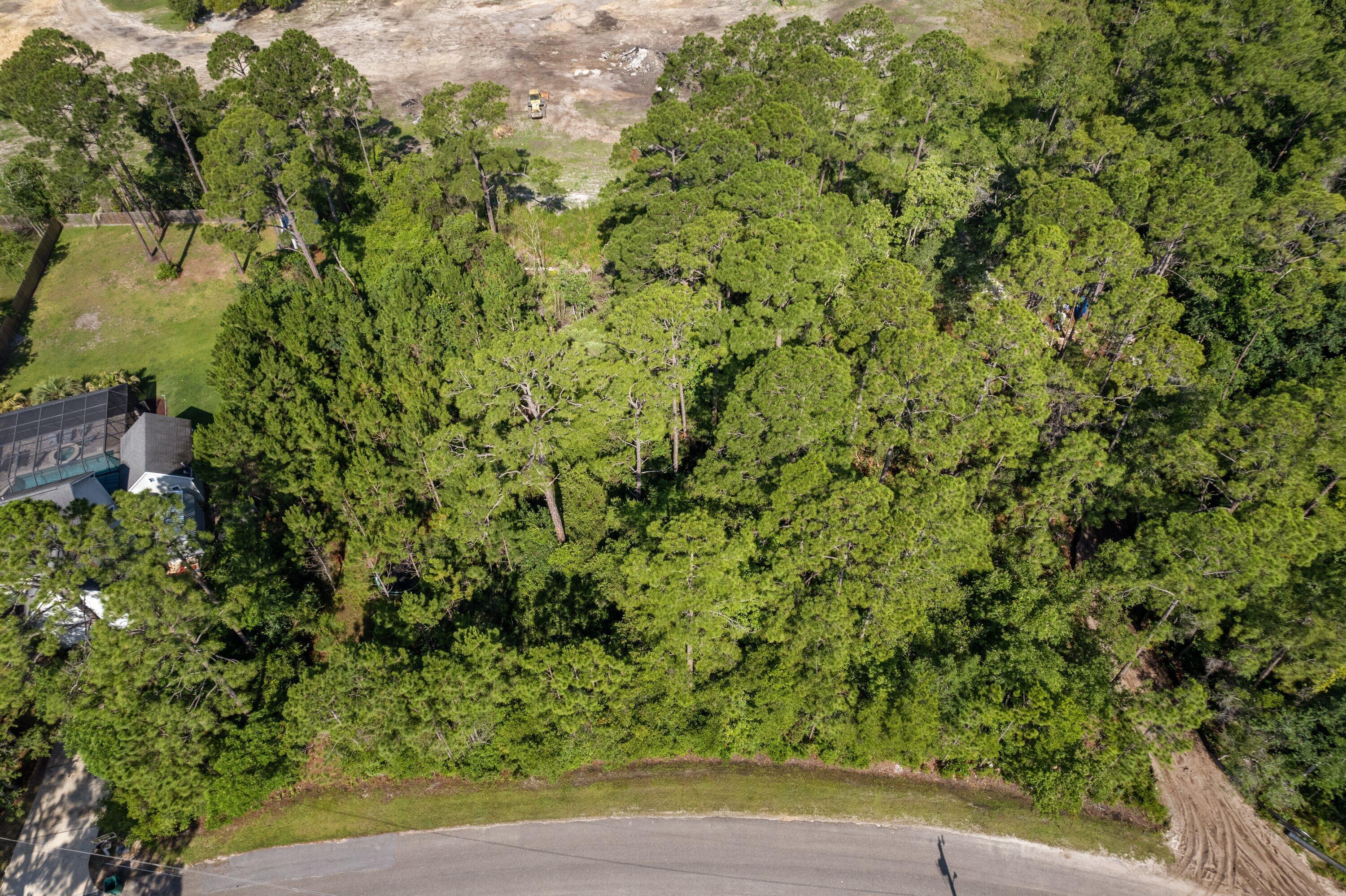 Image 3: Lot 6 & 7 Pisces Dr.