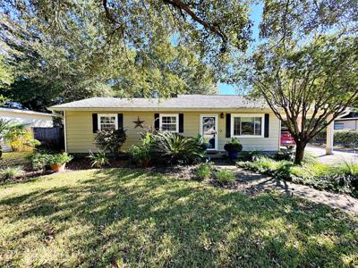 113 NW Rainbow Drive