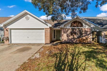926 Village Lane