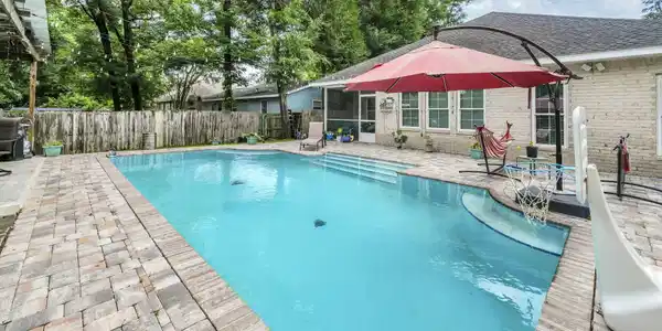 114 Sasser Street