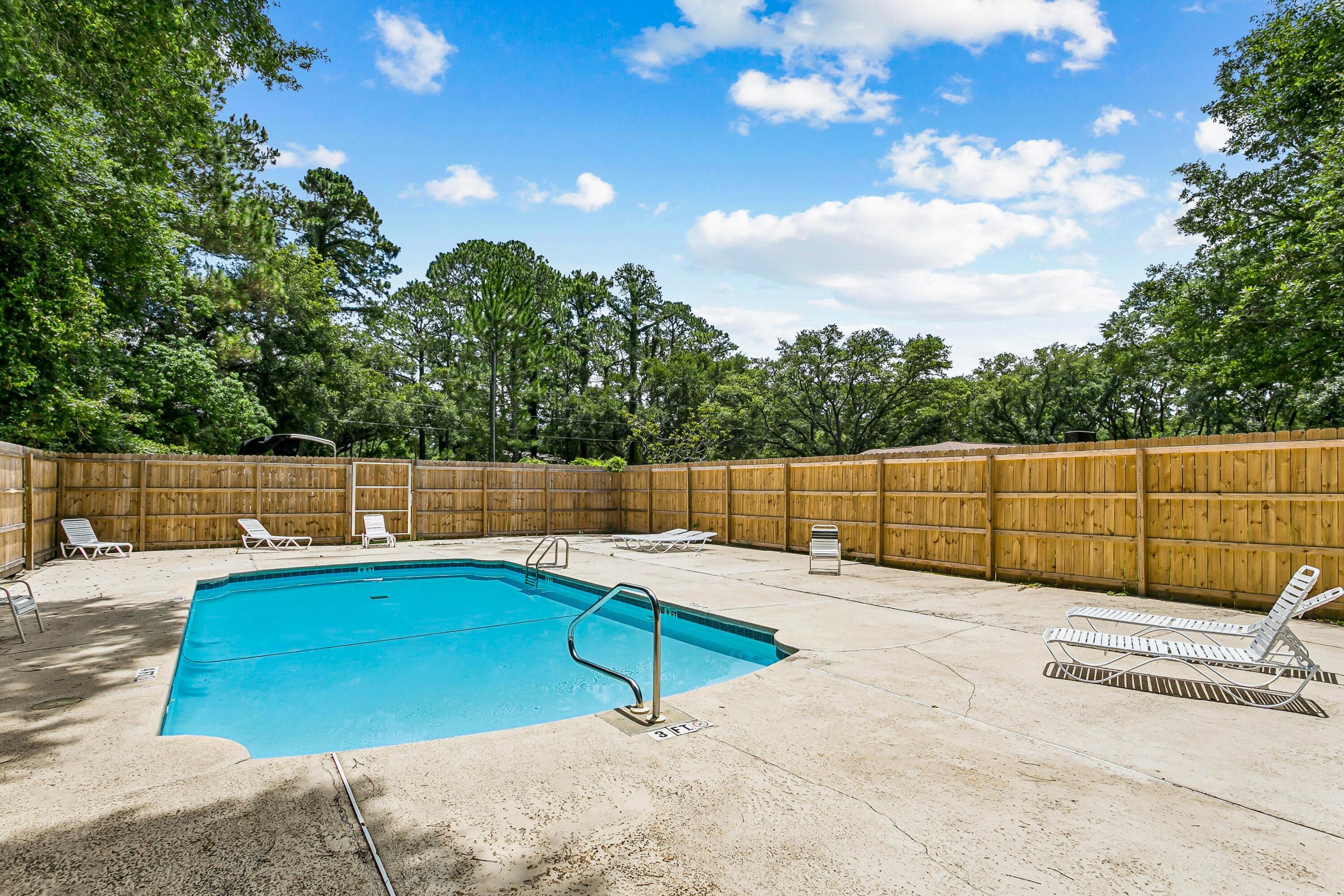 Image 2: Sparkling Pool