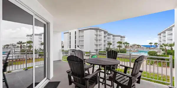 Image 3: Private Covered Balcony Space