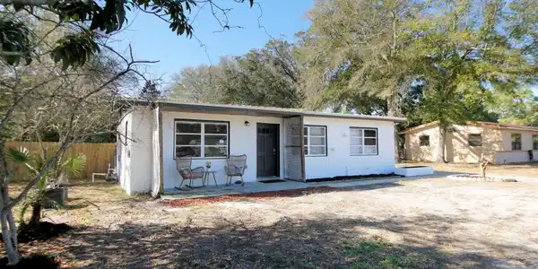 365 Argyle Court