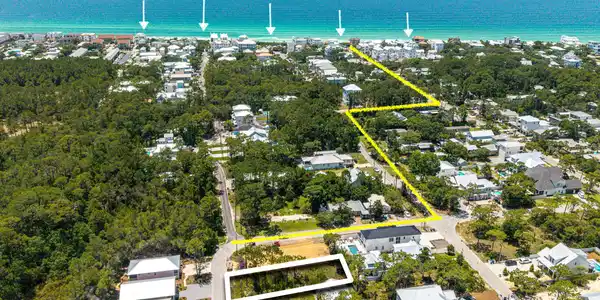 Lot11 blk7 Elm Street