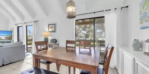 Image 3: 8-web-or-mls-DSC09019