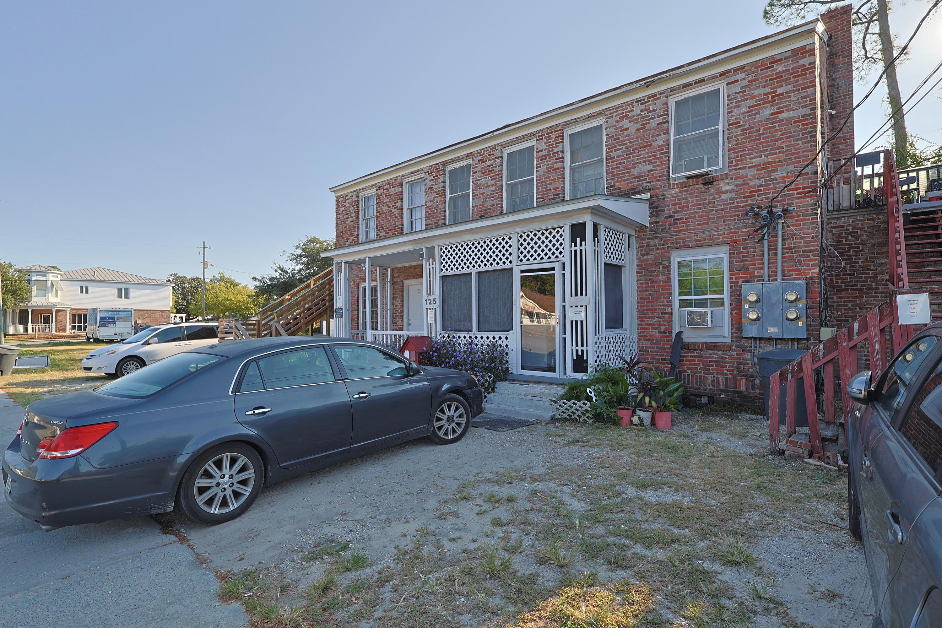 Image 3: Front View Angle