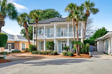 21 Jade Cove