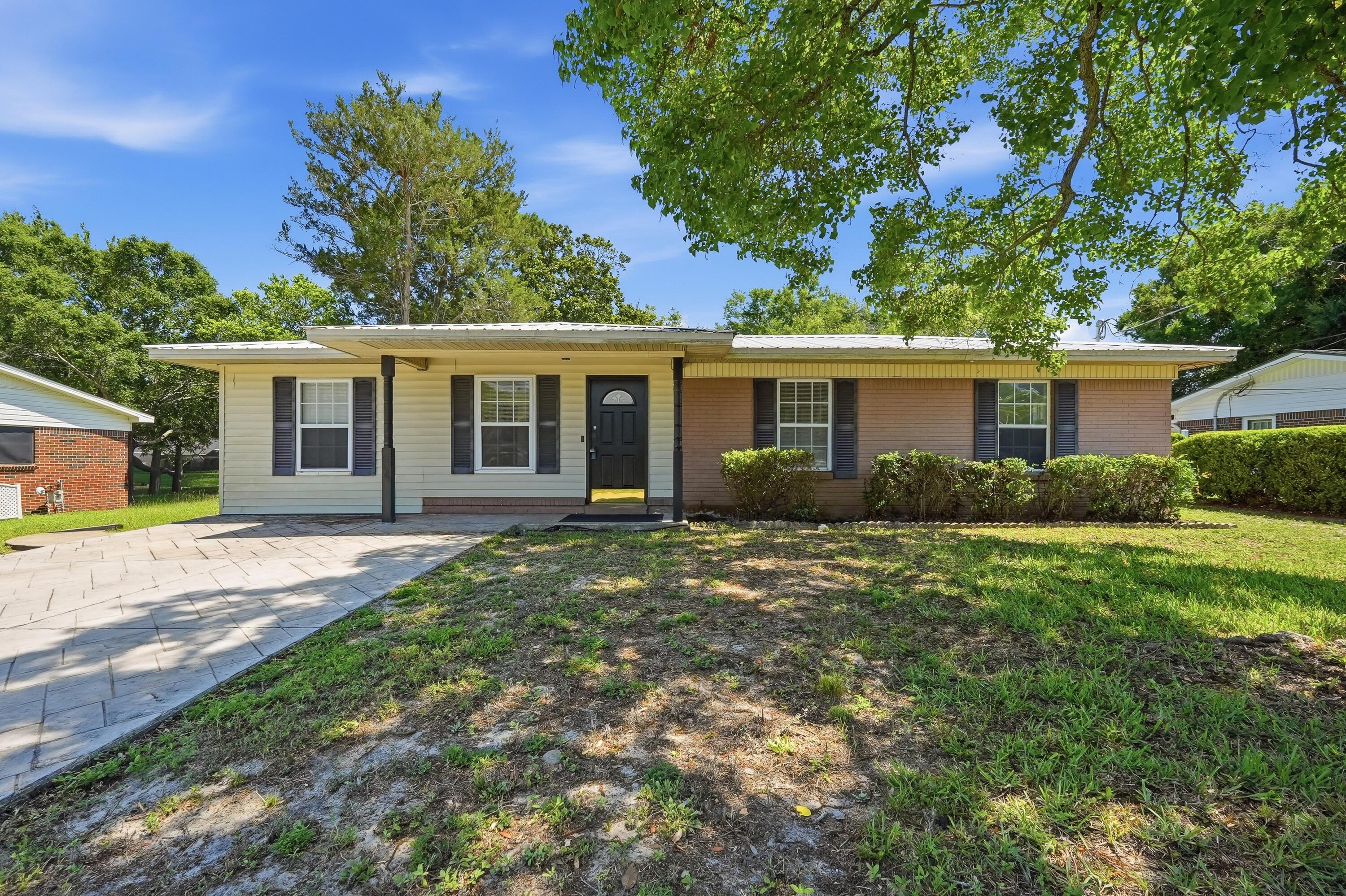 Image 3: 116 Holmes Blvd Fort Walton Beach