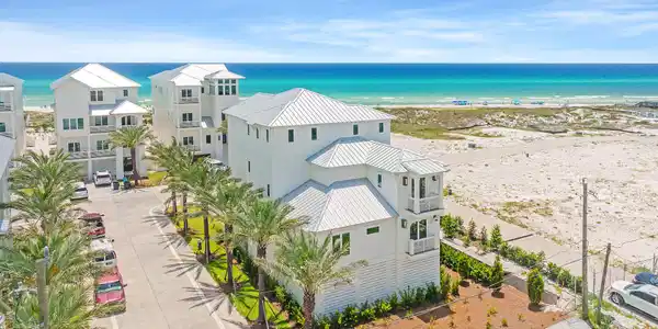 26 Palm Ct Lane