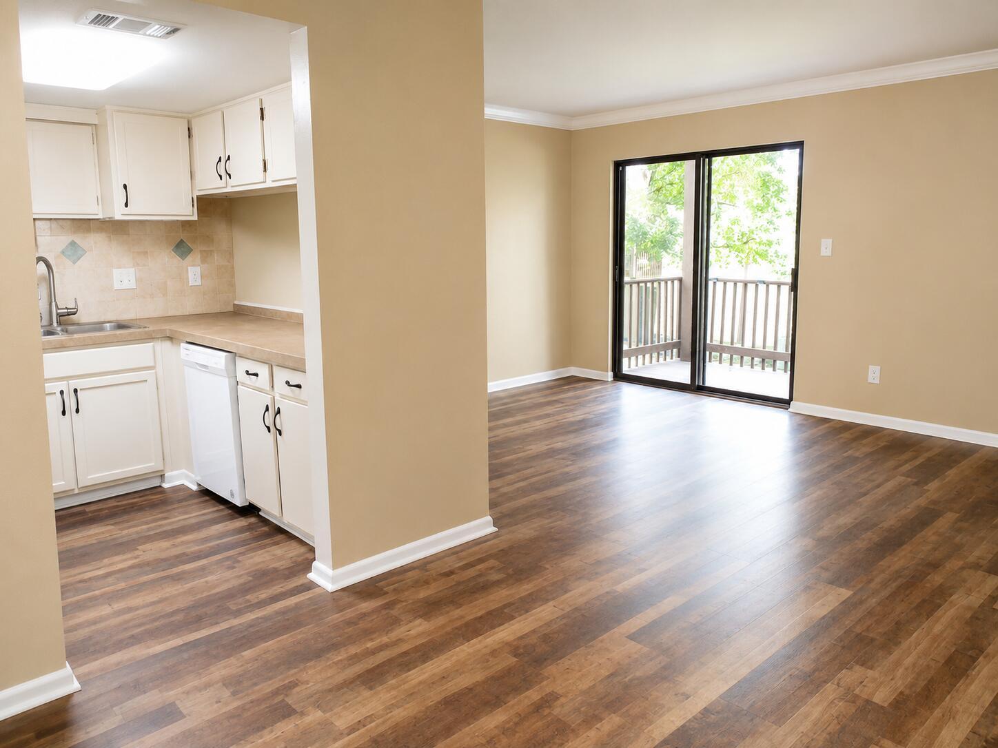 Image 3: Living Area