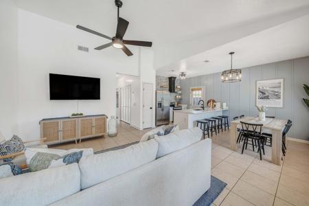 6219 Poinciana Drive