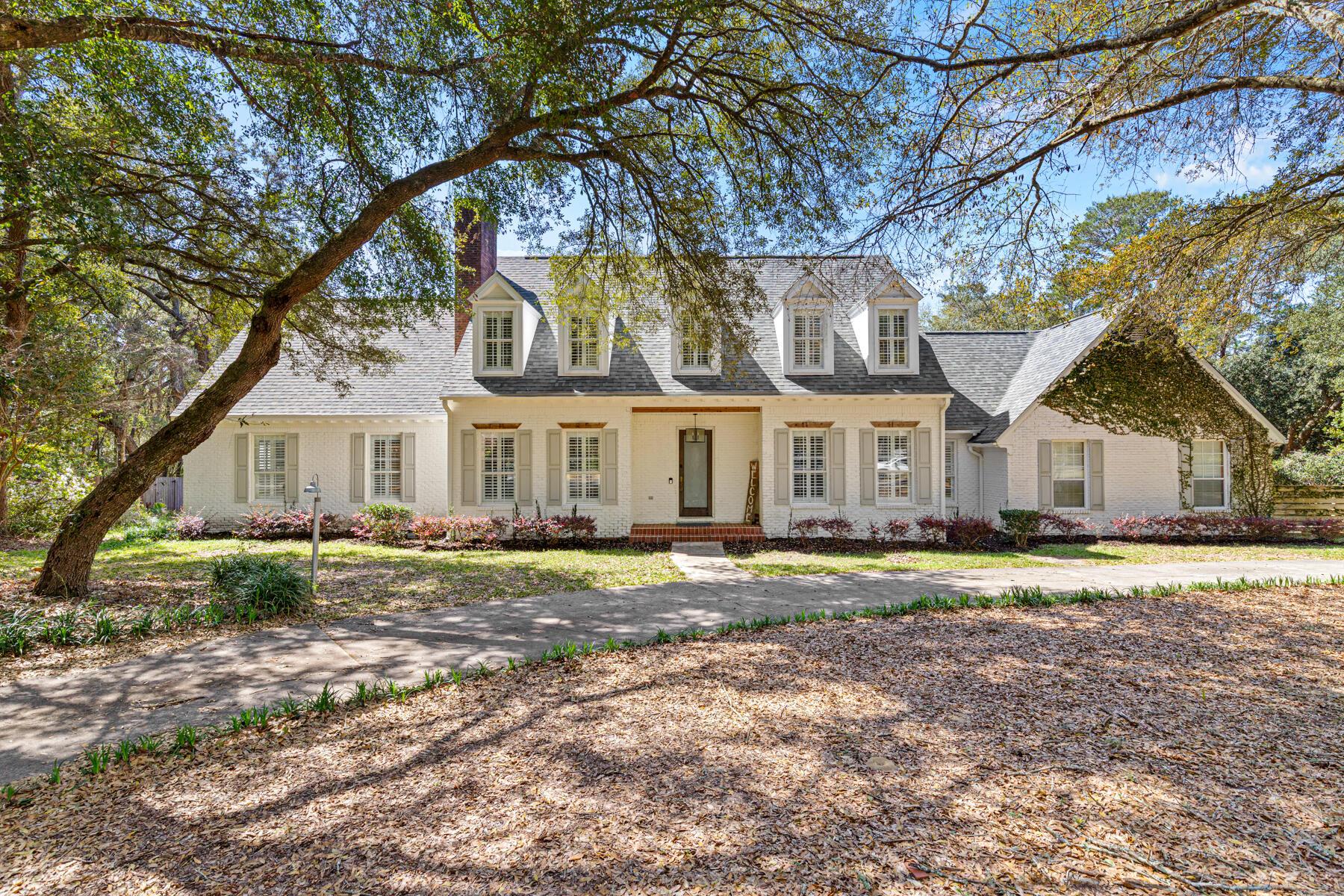 Image 1: 031-2624 Edgewater-MLS